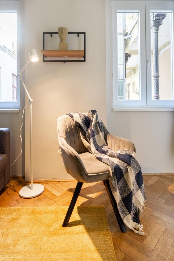 Bien Apartment Budapeste Exterior foto